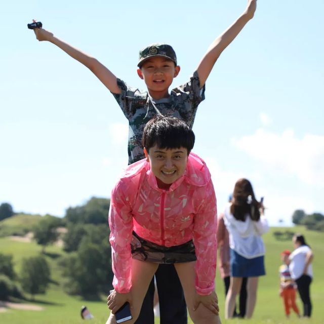 乾港集團高層草原自駕游 乾港集團高層草原自駕游