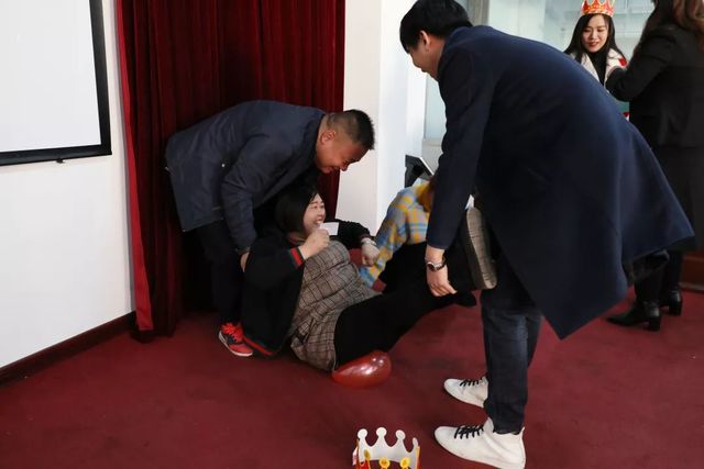 乾港生日會(huì) 乾港生日會(huì)