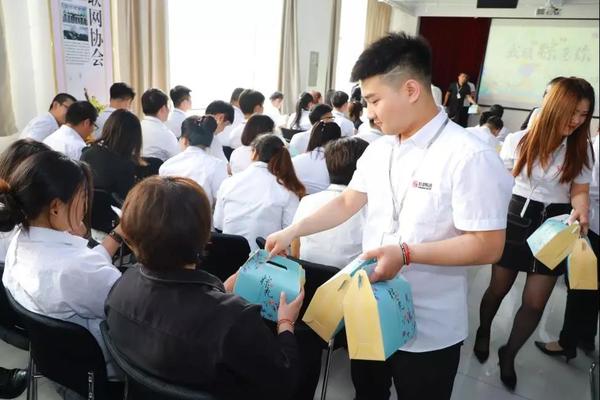 乾港集團(tuán) 乾港集團(tuán)